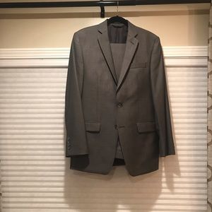 Medium grey Calvin klein suit